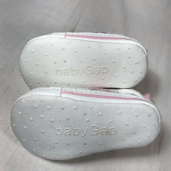 Baby Gap Girls Crib Shoe 6-12 Months Booties Bear - Picture 6 of 10